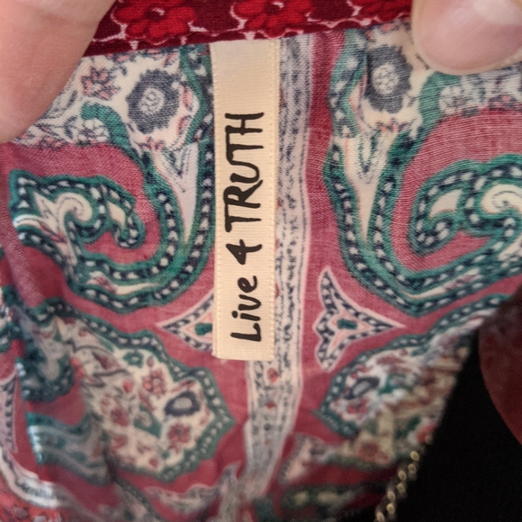 Pretty Boho Blouse - Picture 6 of 6